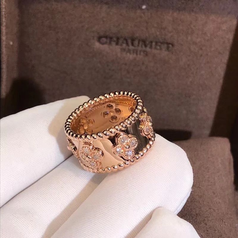 Jakość Średni model VCA Van Cleef Perlee Clover Ring 18-karatowe złoto Wsparcie prywatnej personalizacji fabryka