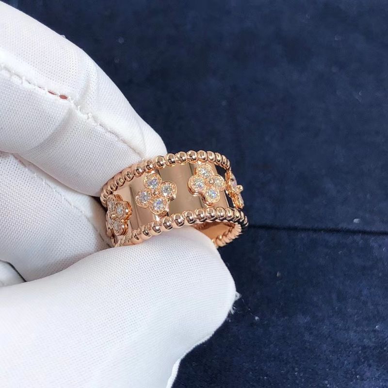 Jakość Średni model VCA Van Cleef Perlee Clover Ring 18-karatowe złoto Wsparcie prywatnej personalizacji fabryka
