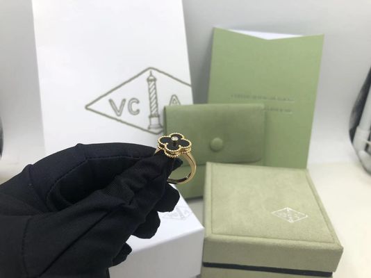 Jakość Van Cleef And Arpels Vintage Alhambra Pierścionek z żółtego złota Onyks Okrągły Diament fabryka