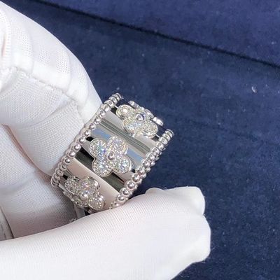 Jakość Średni model VCA Van Cleef Perlee Clover Ring 18-karatowe złoto Wsparcie prywatnej personalizacji fabryka