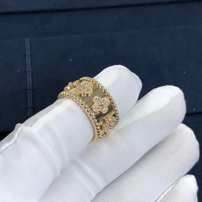 Jakość Średni model VCA Van Cleef Perlee Clover Ring 18-karatowe złoto Wsparcie prywatnej personalizacji fabryka