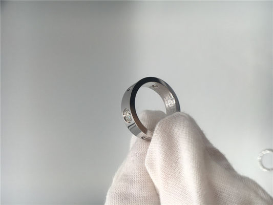 Jakość Brak pierścionka z kamieniem szlachetnym, B4032500 18-karatowy pierścionek z białego złota z 3 diamentami fabryka