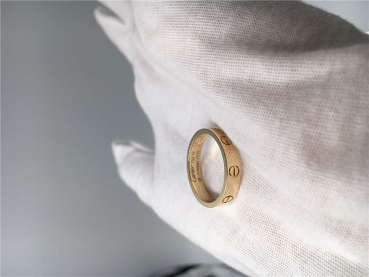 Jakość Prosta konstrukcja wysokiej klasy niestandardowej biżuterii Love Ring Wedding Band fabryka