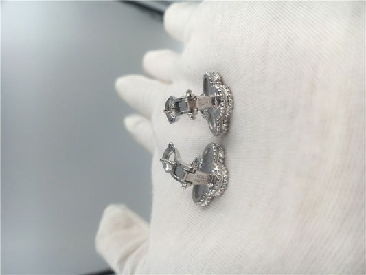 Jakość Kolczyki wkrętki z małymi kwiatami Złota biżuteria 18K z białą masą perłową fabryka